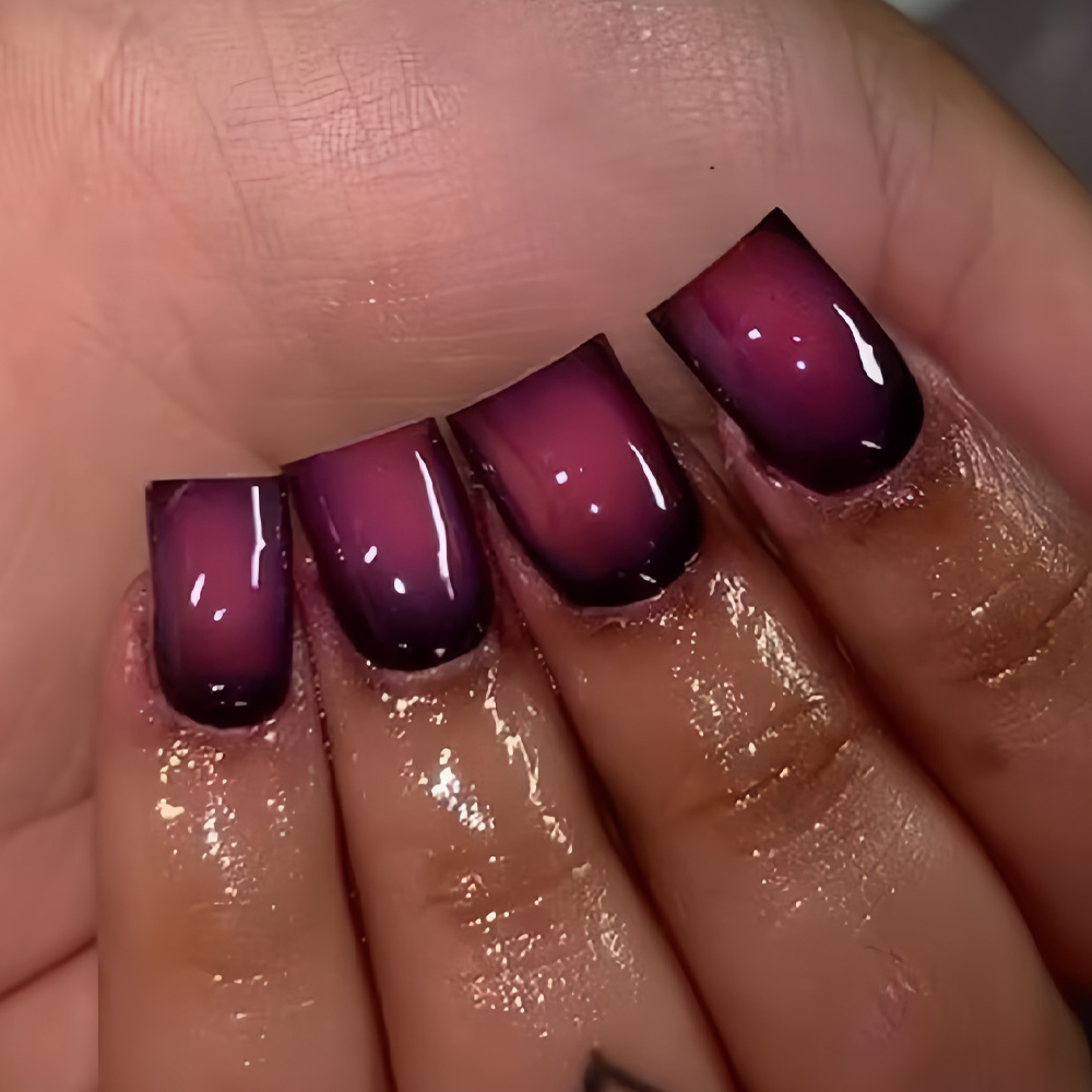 Nail Art Pink - Krótkie kwadratowe sztuczne paznokcie dla kobiet,