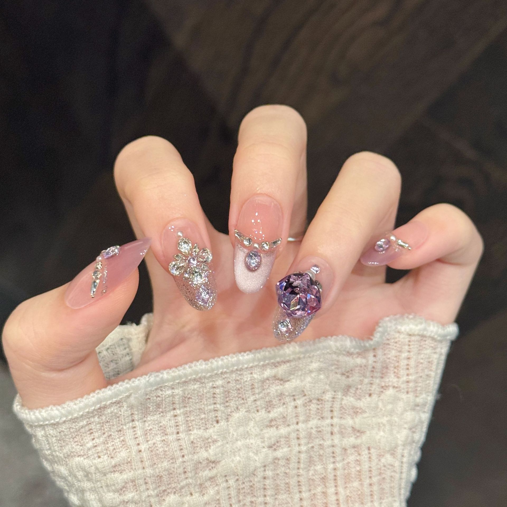 10 szt. Ręcznie Prasowane Pazn – Nail Art Emerald recenzja i cena
