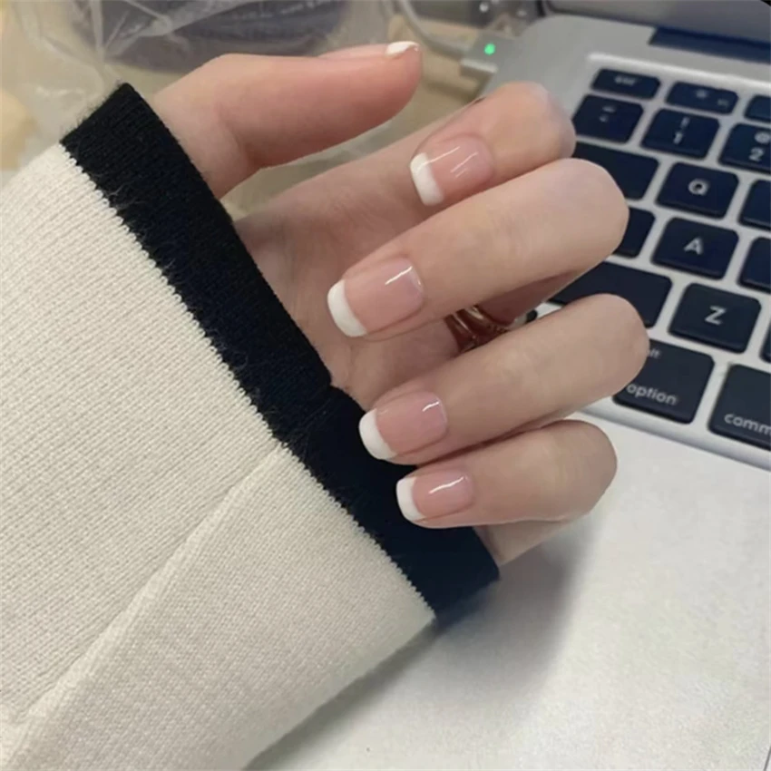 24Pcs/Set Short French Minimal – Nail Art Pink recenzja i cena